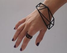 3D Printed Jewelery Makes Vanity Efficient and Futuristic