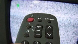 Simultaneous TV and Internet Usage Increases, Proves A Point