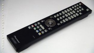 Blu-Ray Players Use Apple Devices as Remote Controls