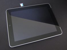 Unboxing of the iPad 3G Feels Like Christmas Morning