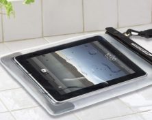 Taking a Leisurely Swim With Your iPad? There’s a Cover For That.