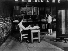 9 Tech Inventions That Started it All – How Far We’ve Come