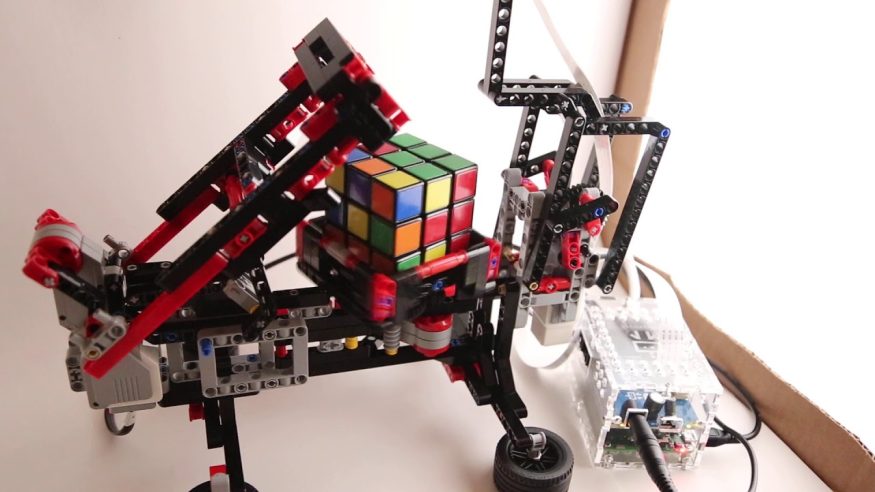 olves Rubik's Cube