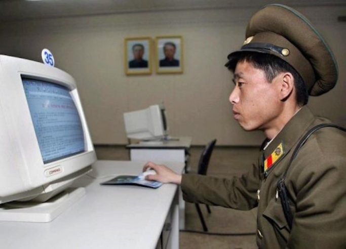 Chinese Soldiers Are So Ronery