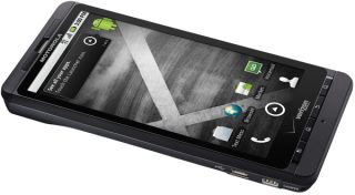 The Droid X Review: Does It Kick Ass or Get Its Ass Kicked?