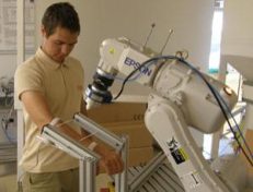 Rock-em, Sock-em Robot Beats Up Volunteers In the Name of Science
