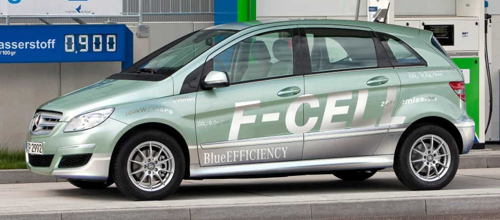 Mercedes-Benz F-Cell image