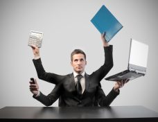 Heavy Multitaskers “lousy at everything that’s necessary for multitasking”