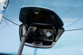 AAA to provide emergency EV charging for stranded drivers