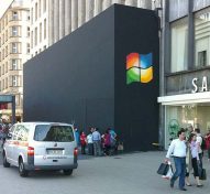 Upcoming Apple store in Hamburg pranked with Windows logo