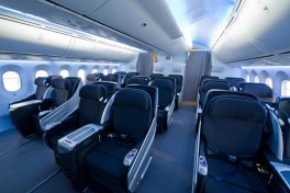 Android takes to the sky in Boeing’s new Dreamliner