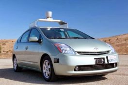 Driverless technology: Google gets behind the wheel