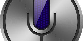 Which is better, Siri or Google Voice Search?