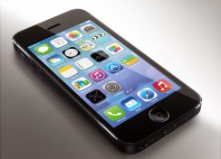 iPhone is more reliable than other smartphones (yes, even Samsung)