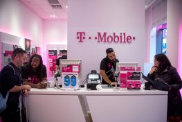 Lines at T-Mobile stores show Apple’s clout