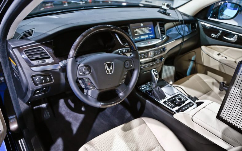 2014 Hyundai Equus Interior